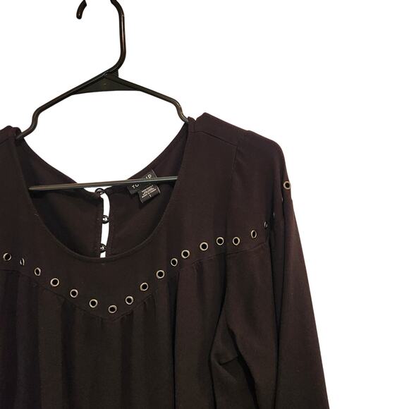 Torrid Long Sleeve Peasant Blouse Black Top Grommets Casual Streetwear Goth 1X - Picture 3 of 8